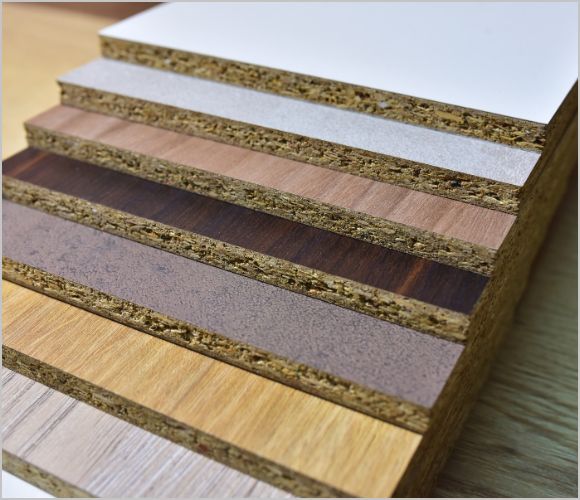 MDFの基礎知識と活用法：店舗ディスプレイとDIYのアイデア